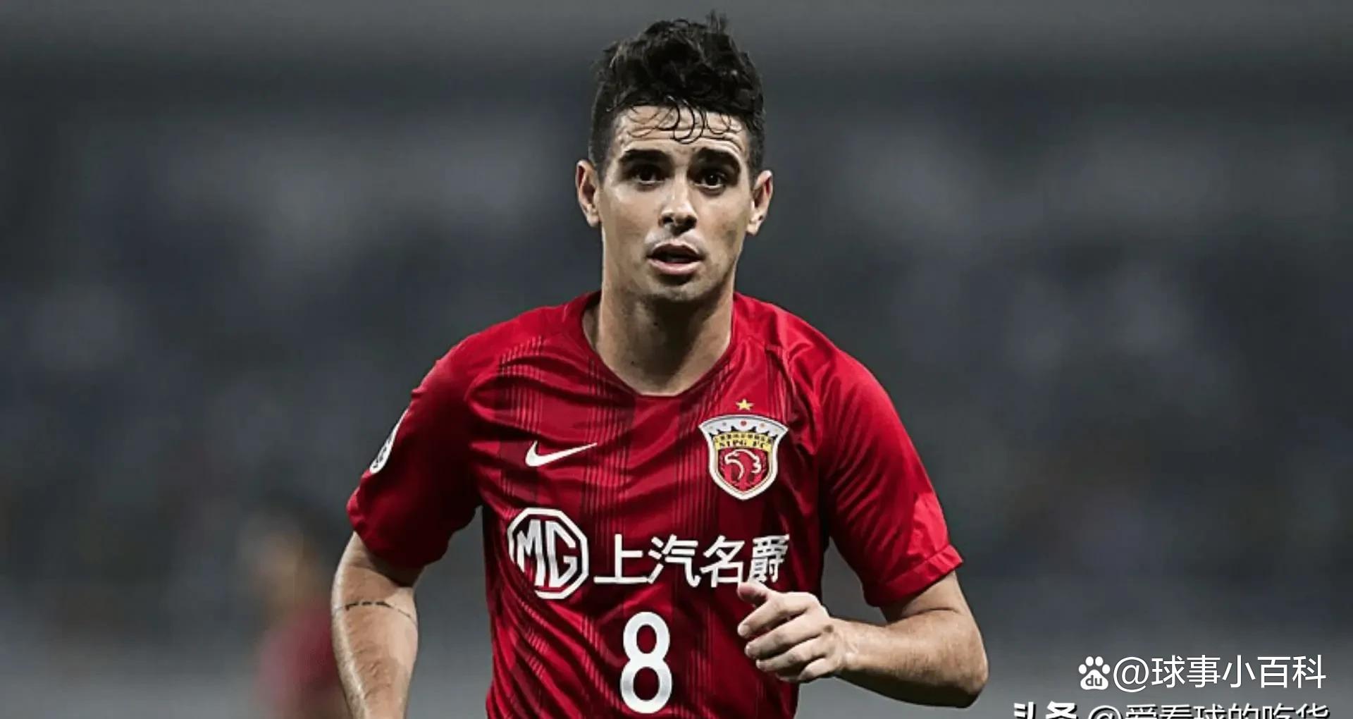 手机游戏-包含中超倒计时,那不勒斯清晨止住颓势,细节引发关注,话题不断,年轻球员得到机会的词条