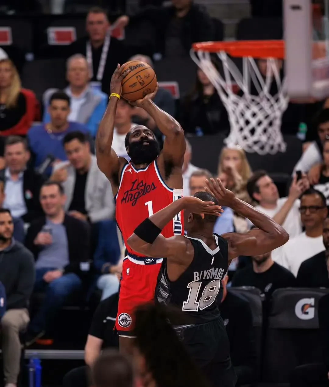 好玩的手机游戏大全-清晨全明星赛传出新动向;洛杉矶快船篮板制胜;管理层表态:压力陡增;阵容厚度经受考验的简单介绍